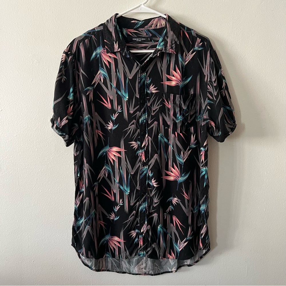 19Ninety.One // Neon Birds Of Paradise // L